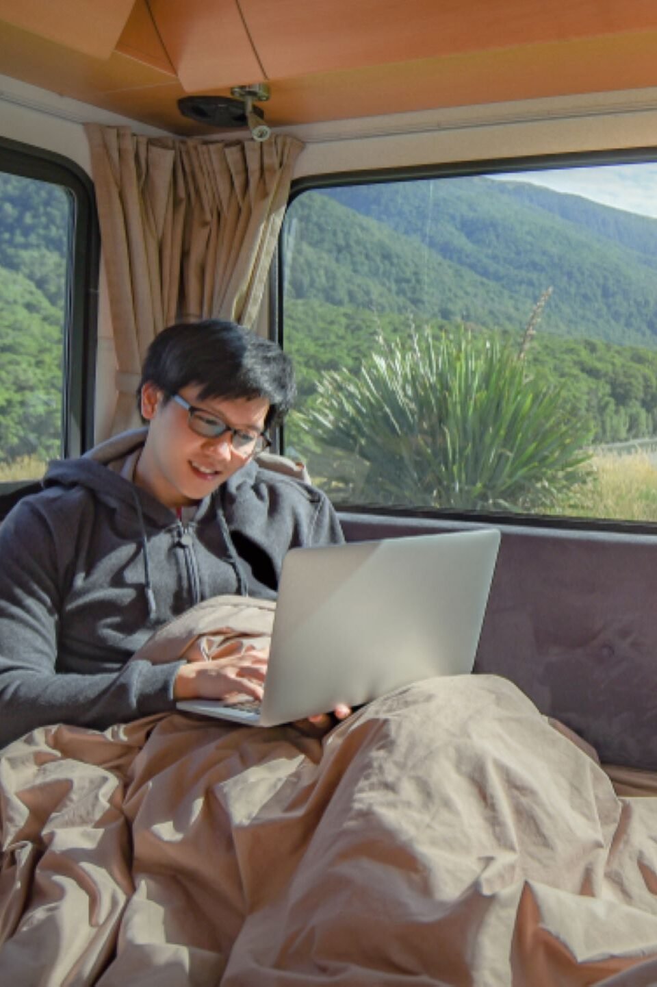 digital nomads guide